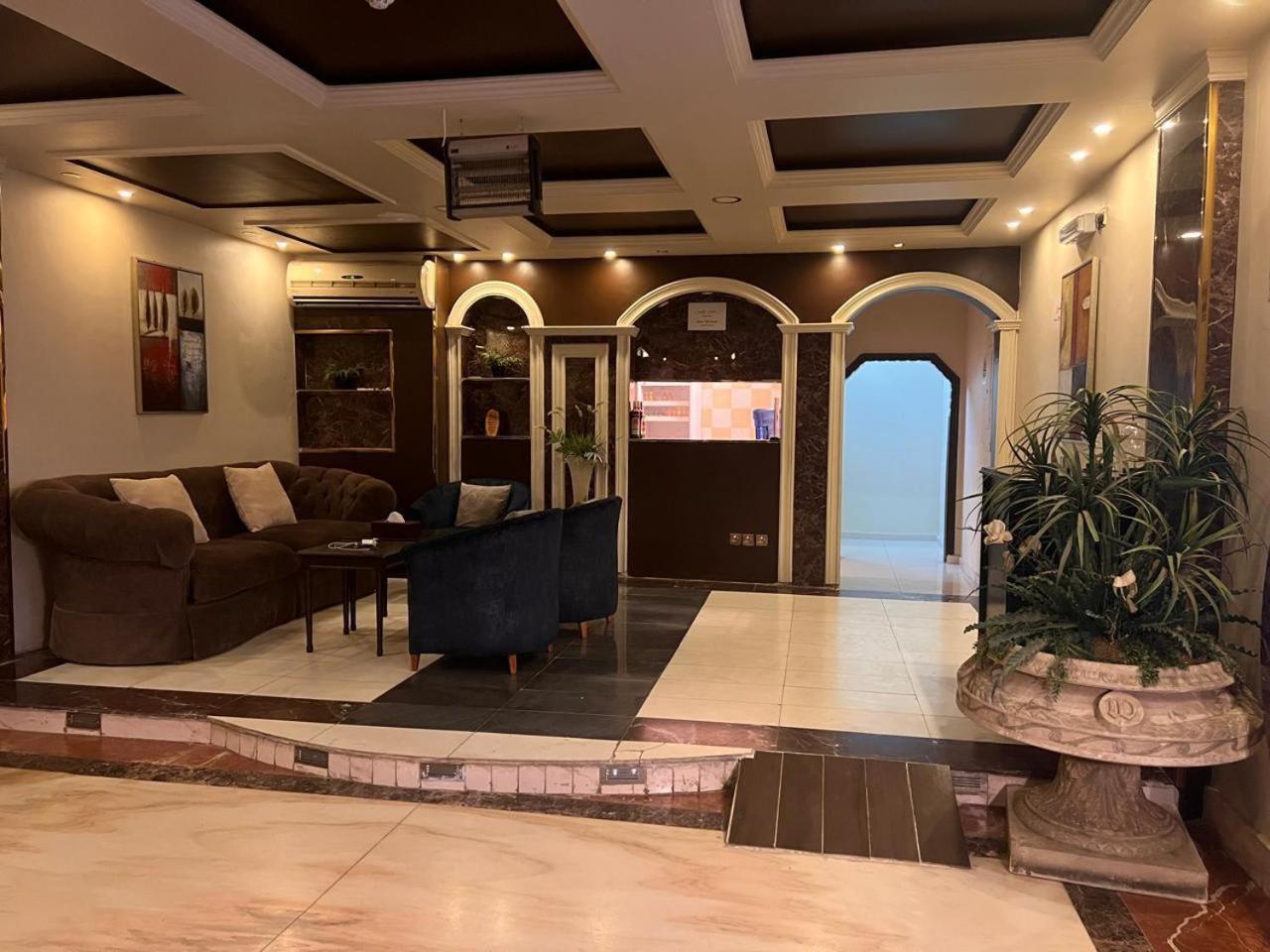 Al Fanar Al Alamaya 3- Hay'Aa Malakeya Entrance ยันบู ภายนอก รูปภาพ